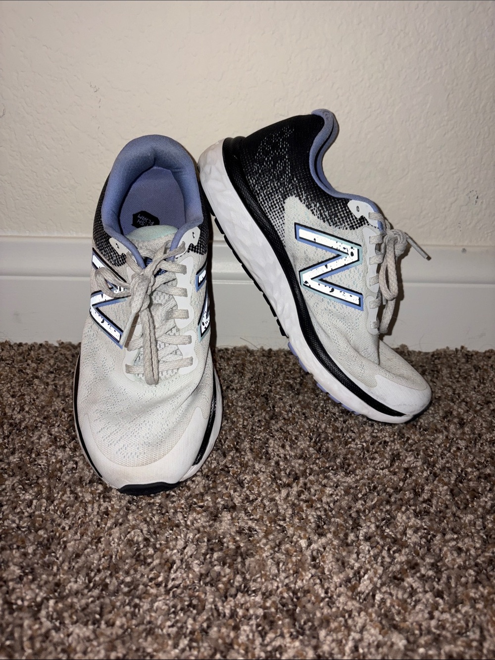 New Balance Women's White Sneakers with Light Blue Lining